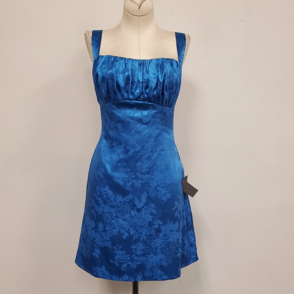 Lulus Womens Lace‎ Up Back Jacquard Dress Size M Regency Mini Empire Hoco NWT